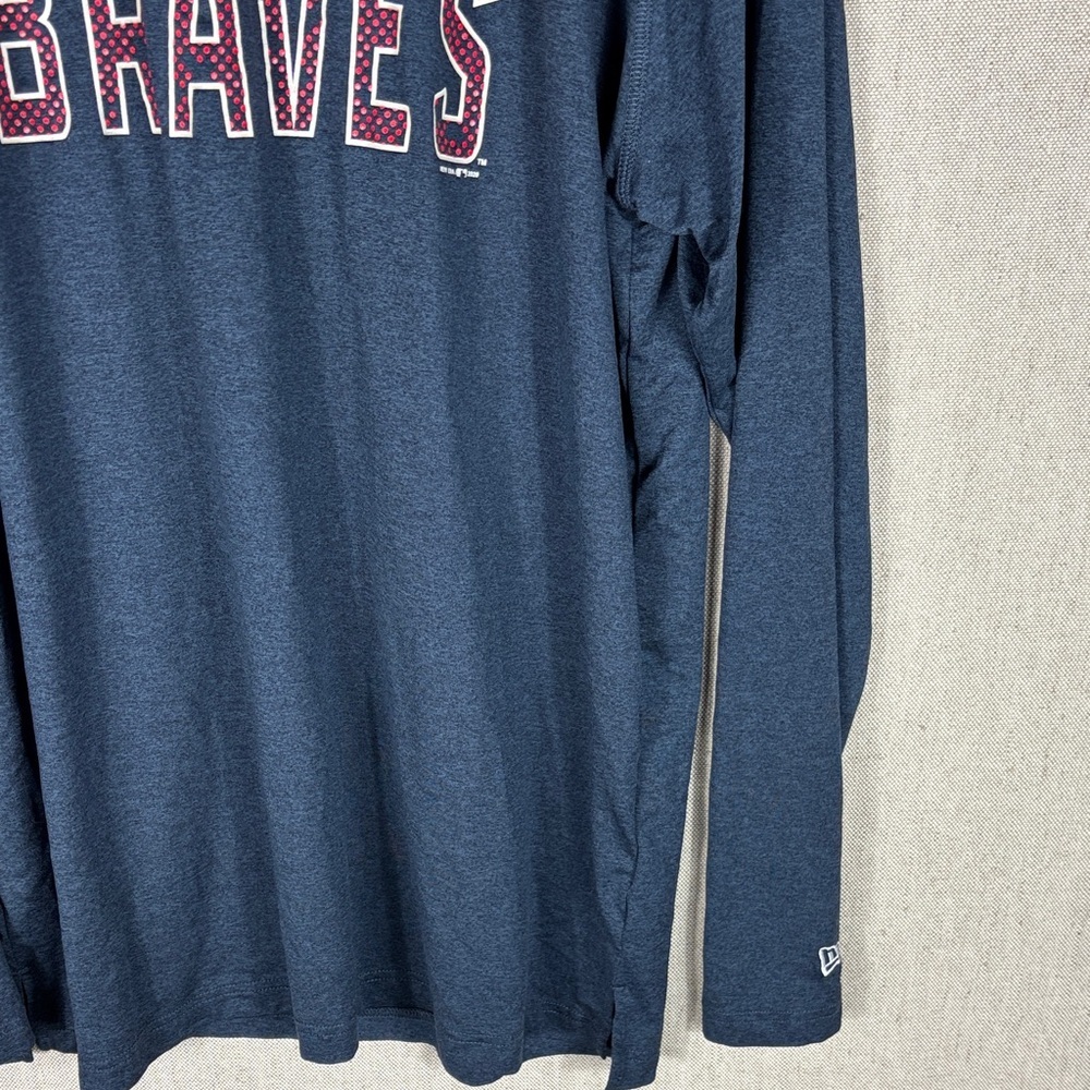 New Era Men's Dark Blue Atlanta Braves Long Sleeve Tee Extra Large - Picture 4 of 8